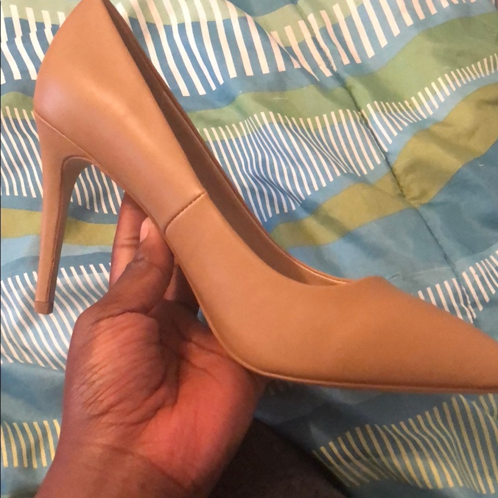 Nude pumps size 11!!!!!